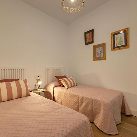 Cathedral Apartment Welcome Wheelchairs 6 Pax Sevilla Exterior foto